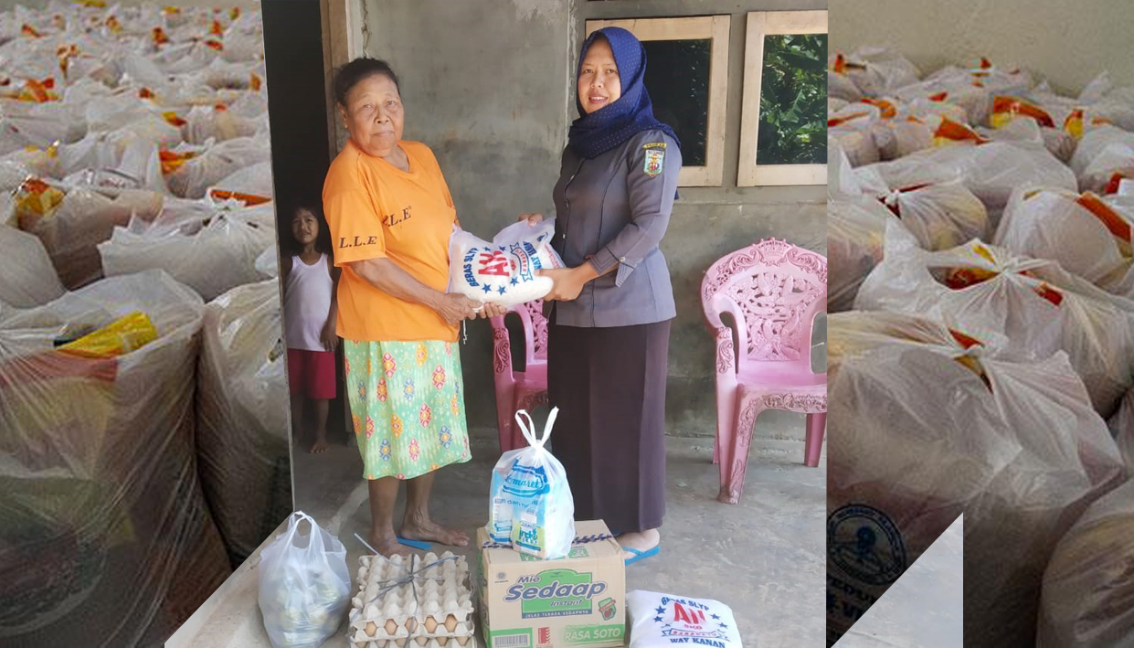 Bantuan Sembako Bagi Warga yang Isolasi